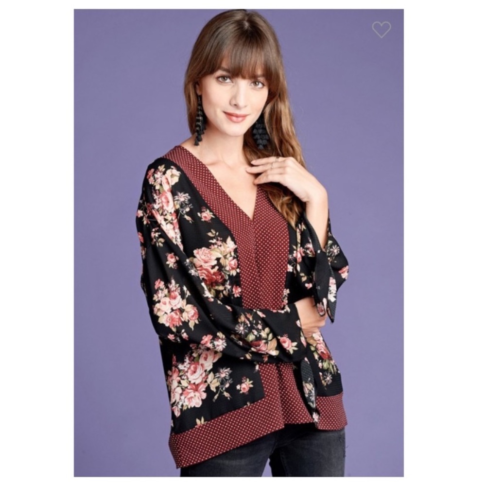 *CLEARANCE* ODDI Floral Tie Sleeve Lightweight Blouse - Picture 4 of 11